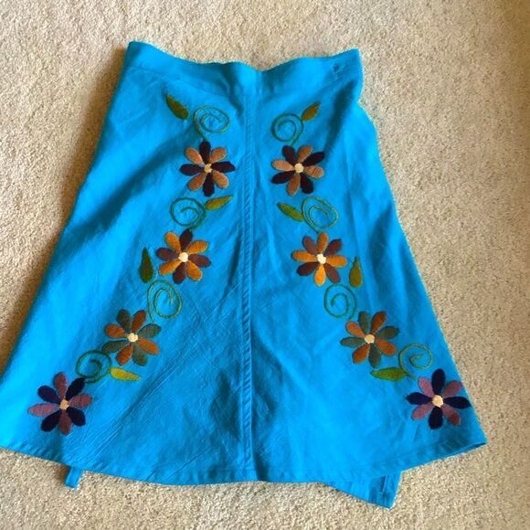 Vintage Floral Embroidered Wrap Blue Skirt - Picture 2 of 9